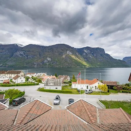 Aurlandsfjord Aurland