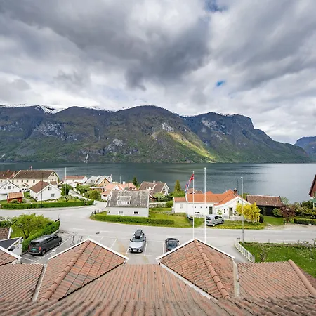 Aurlandsfjord Aurland