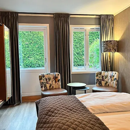 Hotel Aurlandsfjord 3*