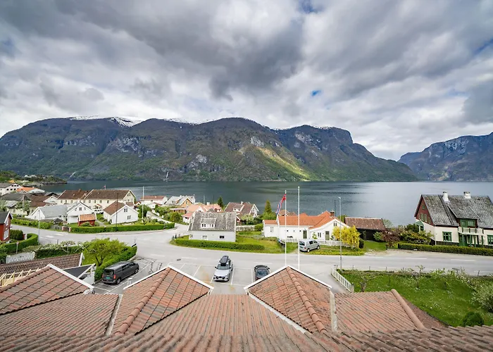Aurlandsfjord Эурланн