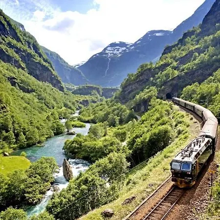 Aurlandsfjord 3* Эурланн